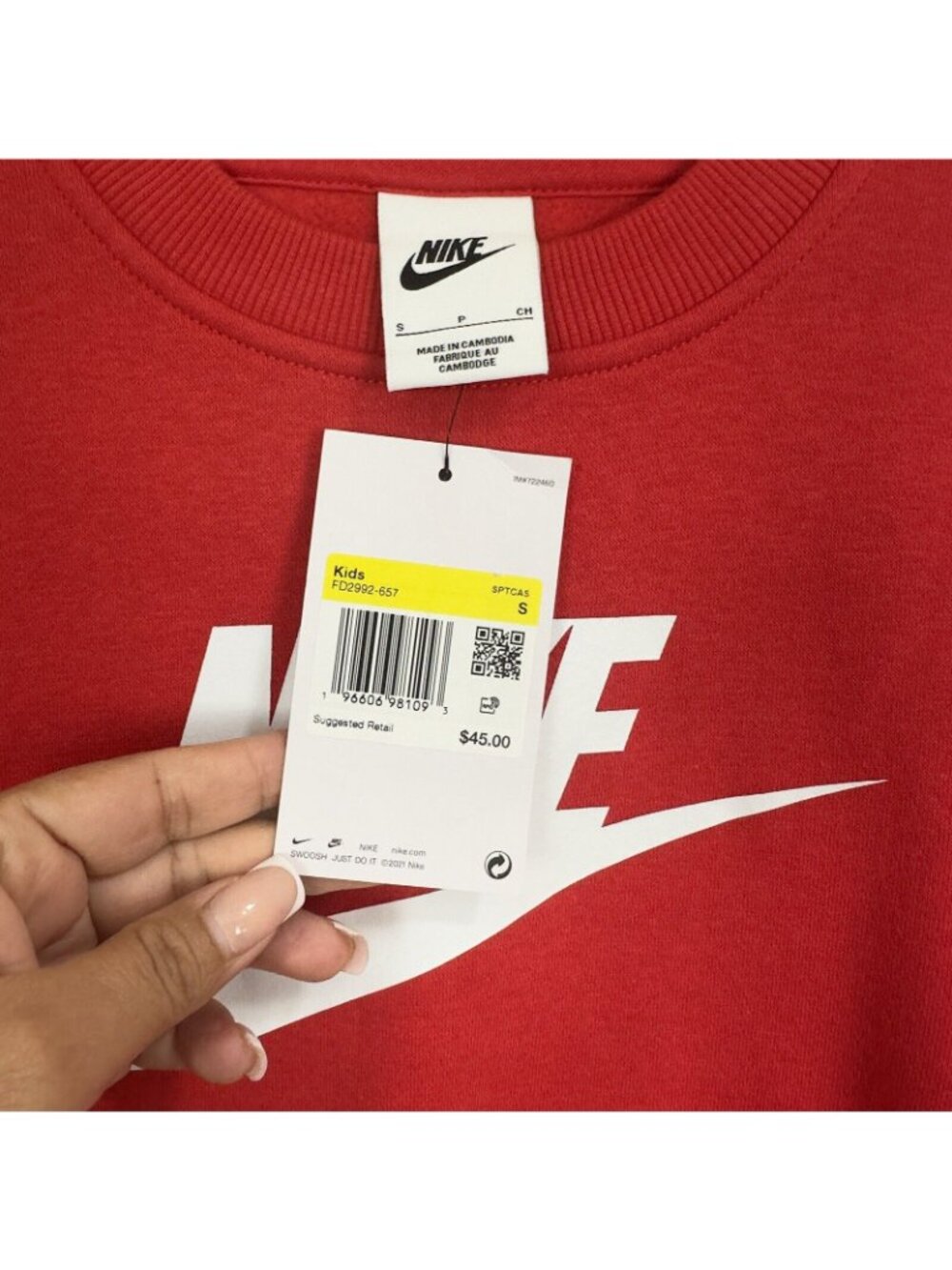 Nike Kids Small Red Sweatshirt Long Sleeve Logo Classic Standard Print -NEW - Picture 3 of 10